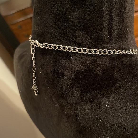 Western Necklace - Picture 4 of 4